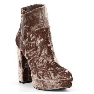Gianni Bini 6.5 Didier Velvet Platform Block Heel Booties Women’s Ankle Boots